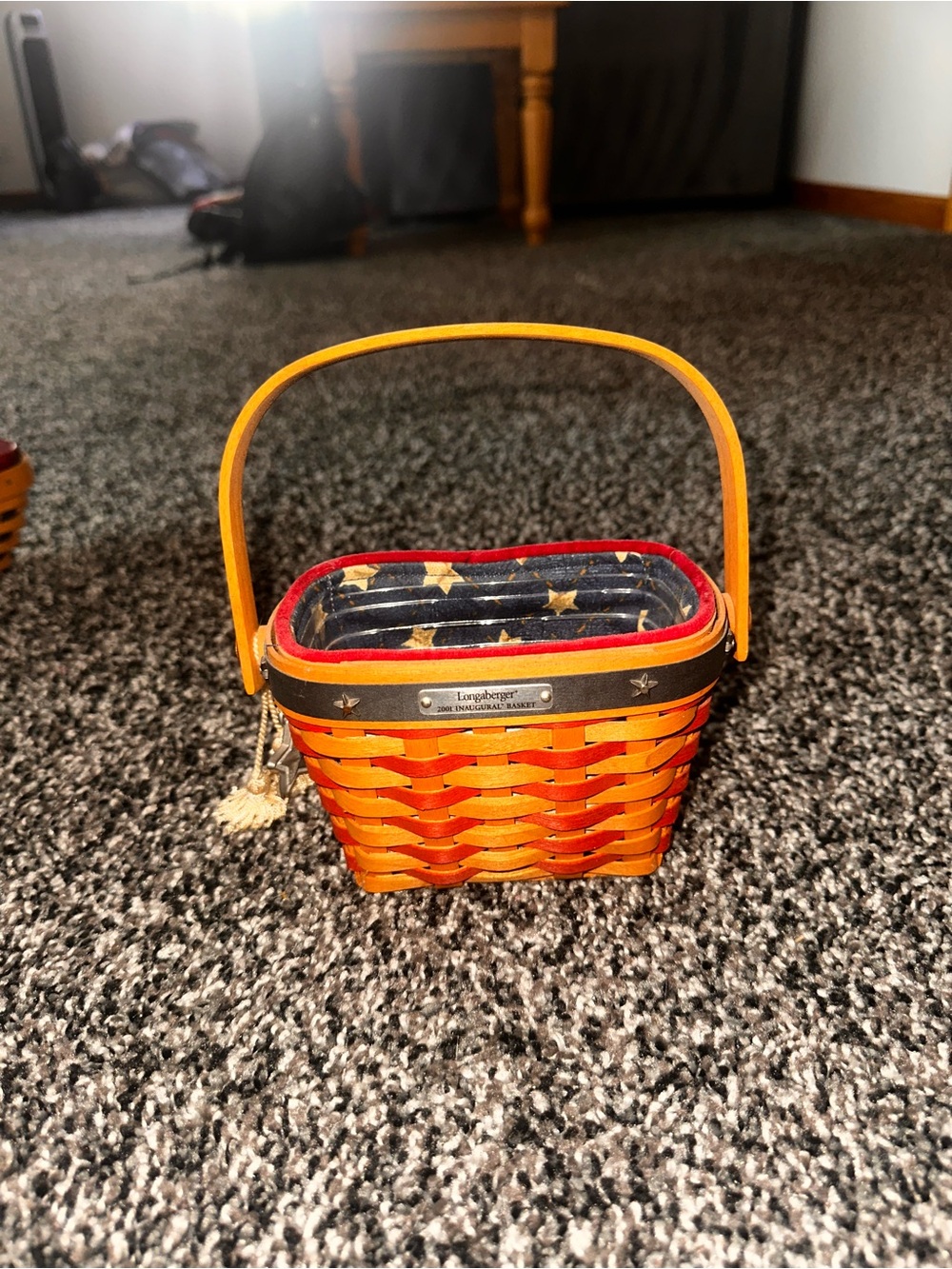 Longaberger 2001 Inaugural Mini Basket with Star Liner